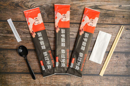 注塑拼接筷厂家介绍各类筷子的特点